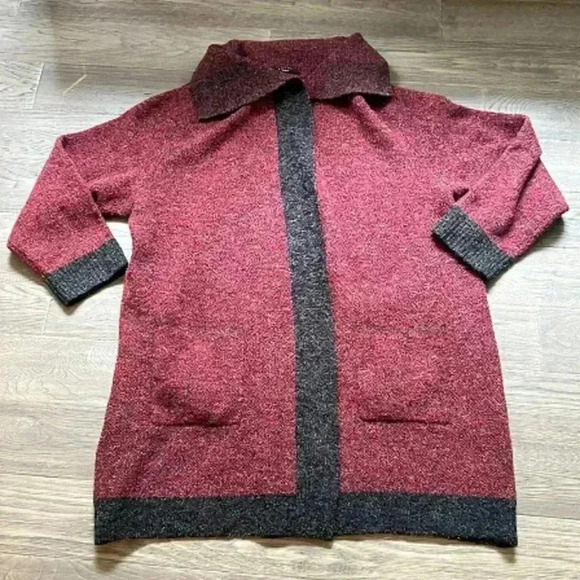 CYRUS | Red and black long cardigan knit sweater - Picture 1 of 12